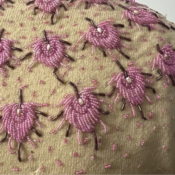 Stunning 1950’s Highly Detailed Hand Beaded Cardigan, Sweater Girl Knit Top - Picture 4 of 14